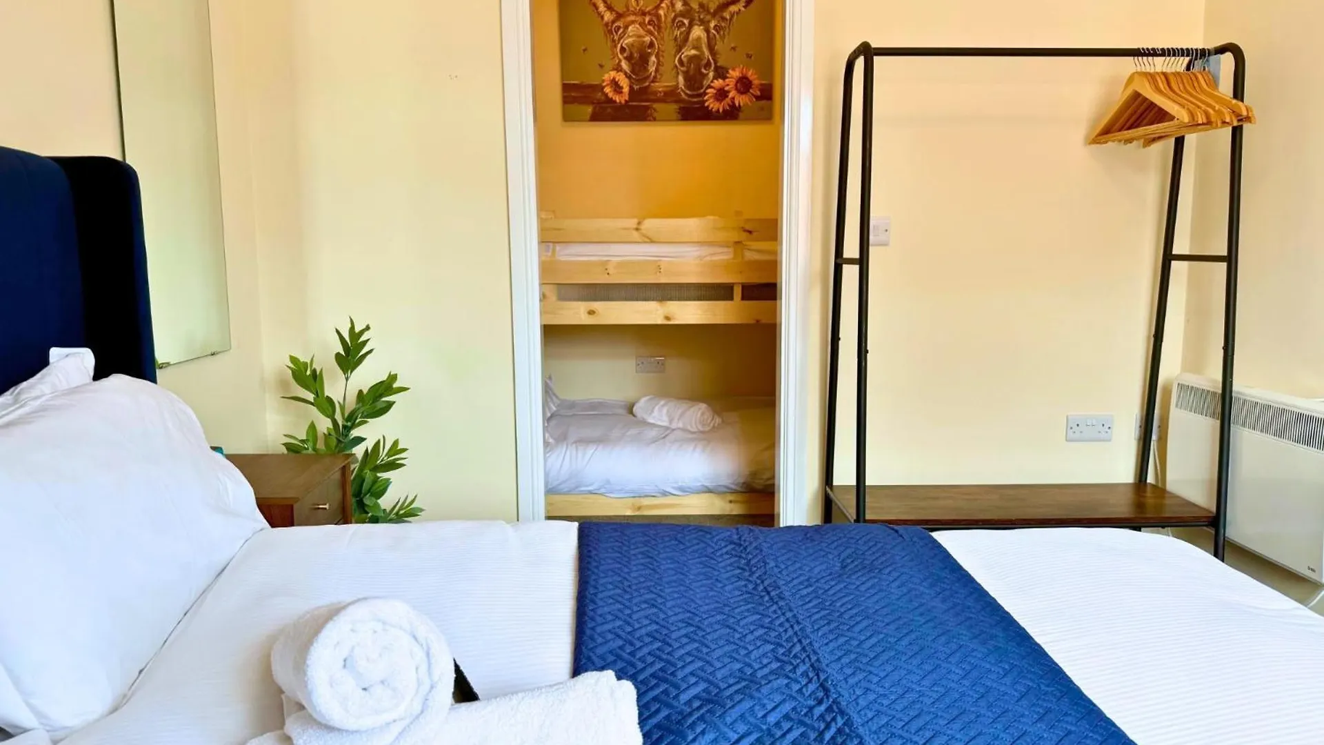 Appartement Pool Table 1-Bedroom House, Near City Centre And Public Transport, Dog Friendly, Sleeps 5, Free Parking Newcastle upon Tyne