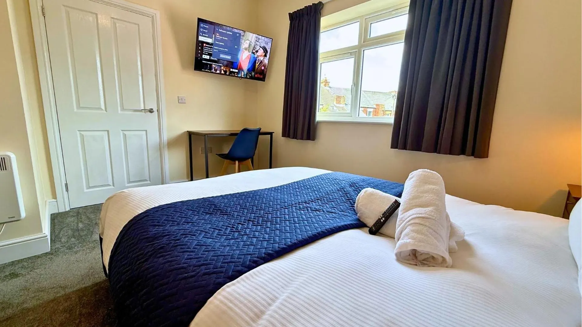 Pool Table 1-Bedroom House, Near City Centre And Public Transport, Dog Friendly, Sleeps 5, Free Parking Newcastle upon Tyne 0*,  Verenigd Koninkrijk